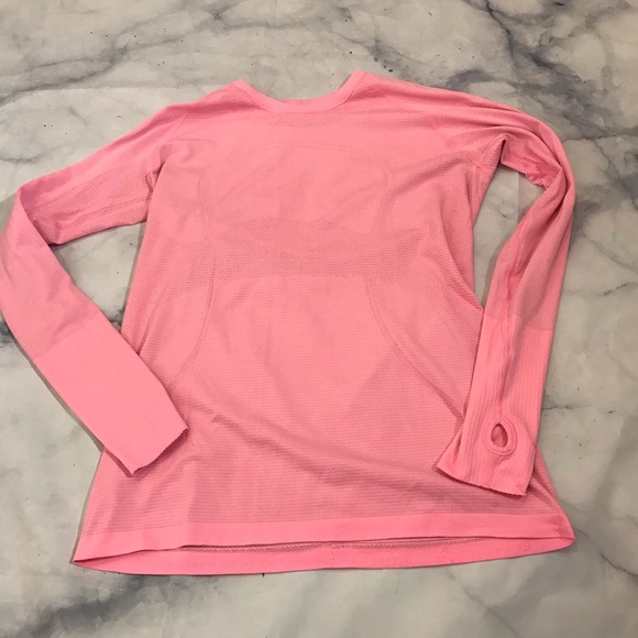 lululemon athletica Tops - EUC Lululemon Run Swiftly Long Sleeve 12 pink